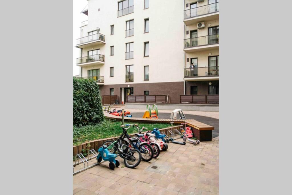 Vivando - Beautiful Studio B + Parking Bukareszt Zewnętrze zdjęcie